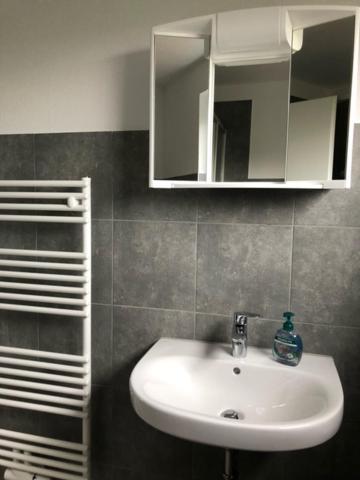 Die Graefin Auf Ruegen - Ferienappartements Parchtitz Екстериор снимка